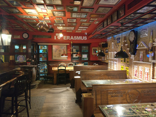 cervecería Erasmus Café en Salamanca - Salamanca